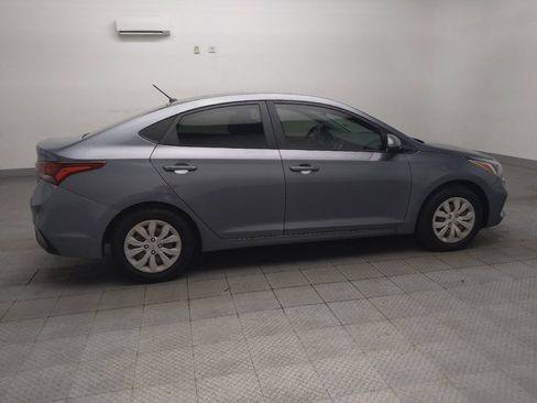 Used 2019 Hyundai Accent SE FWD image 10