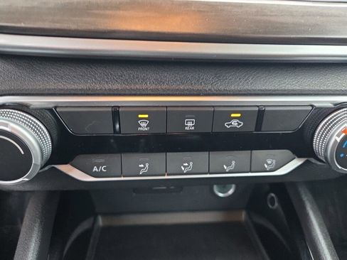 Used 2024 Nissan Altima 2.5 SV image 25