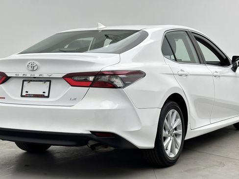 Used 2023 Toyota Camry LE FWD image 7