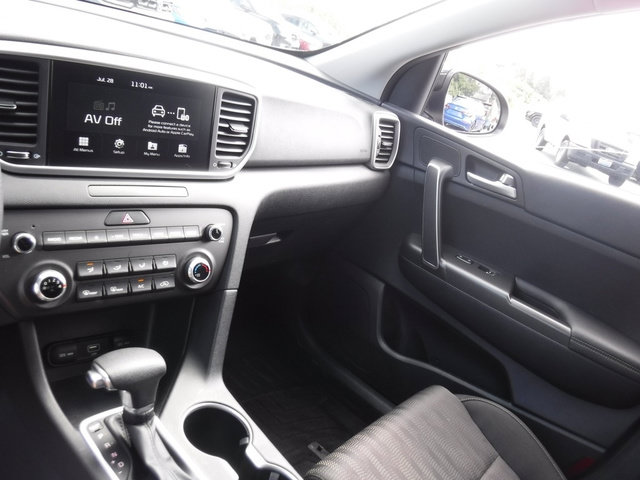 Used 2022 Kia Sportage LX AWD/4WD image 17