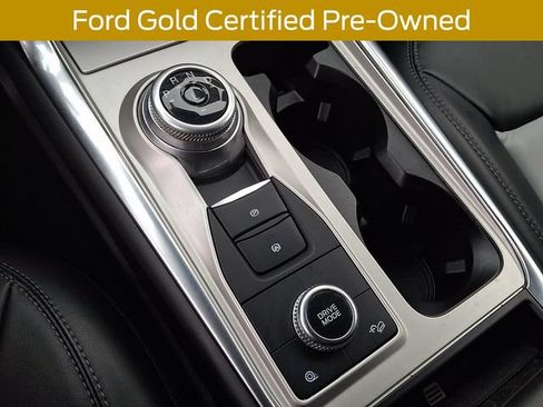 Certified 2022 Ford Explorer XLT w/ Equipment Group 202A AWD/4WD image 18