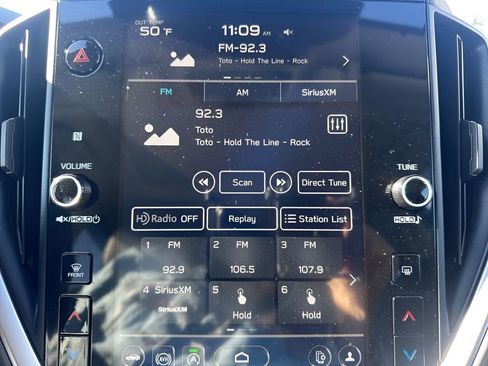 Used 2024 Subaru Crosstrek 2.0i Premium image 18