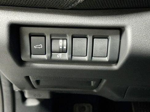 Certified 2026 Subaru Outback Limited AWD/4WD image 6
