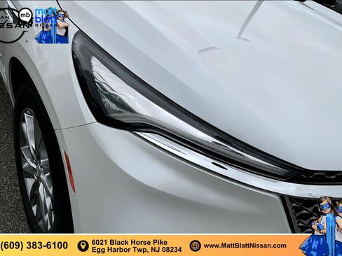 Used 2023 Buick Enclave Avenir AWD/4WD image 28