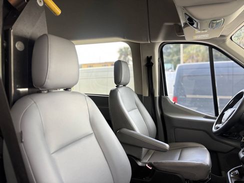 Used 2017 Ford Transit 350 XL RWD image 30
