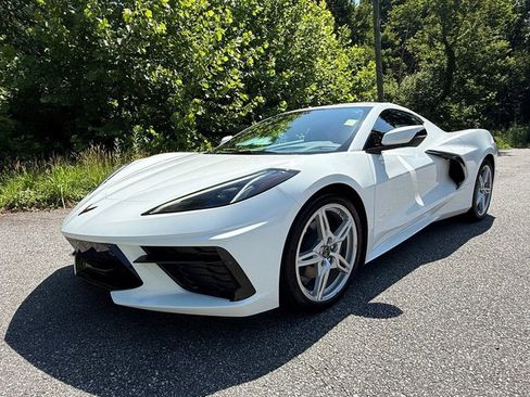 Used 2023 Chevrolet Corvette Stingray Preferred Cpe w/ 2LT RWD image 2