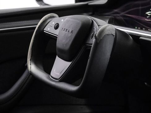 Used 2022 Tesla Model X Plaid image 22