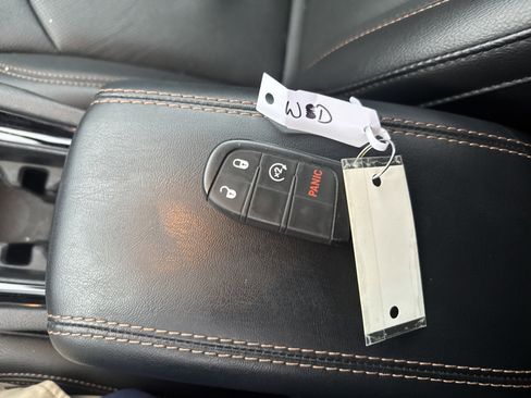 Used 2022 Jeep Compass Limited image 28