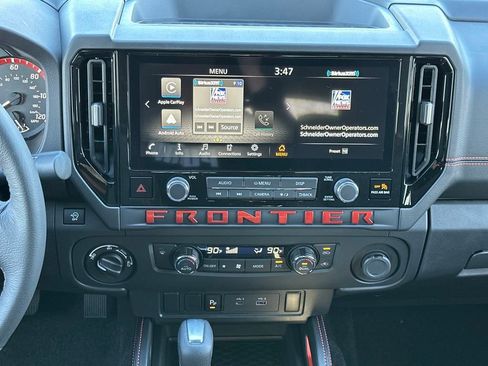 New 2025 Nissan Frontier PRO-4X image 13