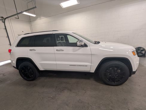 Used 2015 Jeep Grand Cherokee Limited w/ Trailer Tow Group IV AWD/4WD image 3