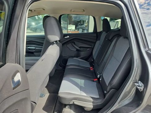 Used 2017 Ford Escape SE FWD image 15