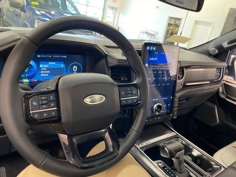 New 2023 Ford F150 Lightning Platinum image 42