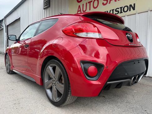 Used 2015 Hyundai Veloster Turbo w/ Option Group 04 FWD image 7