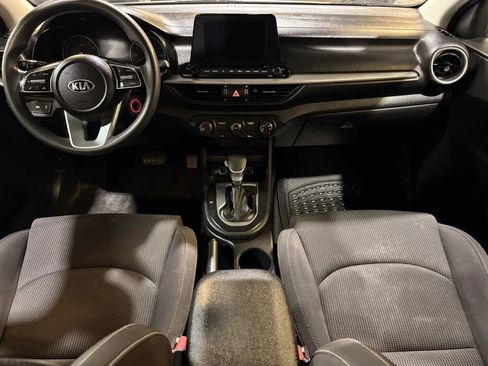 Used 2020 Kia Forte LXS FWD image 13