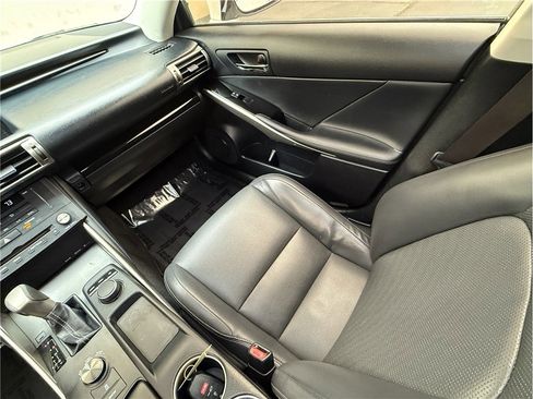 Used 2015 Lexus IS 250 image 10