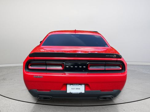 Used 2022 Dodge Challenger R/T Scat Pack RWD image 9