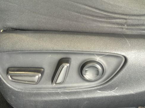 Used 2021 Toyota RAV4 XLE FWD image 23