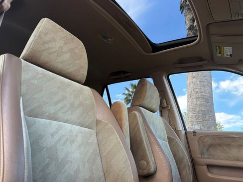 Used 2004 Honda CR-V EX image 15