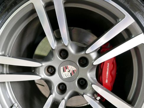 Used 2012 Porsche Panamera Turbo S image 39