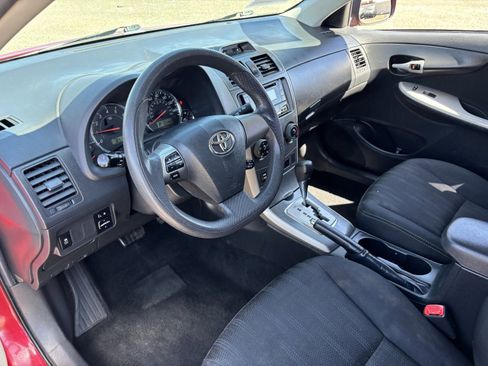 Used 2013 Toyota Corolla S FWD image 19