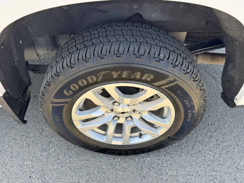 Used 2021 Chevrolet Silverado 1500 RST AWD/4WD image 42