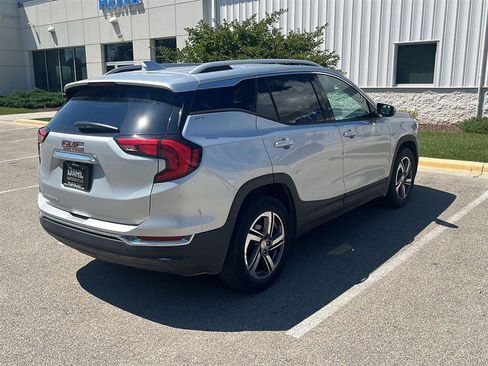 Used 2020 GMC Terrain SLT w/ Preferred Package FWD image 16