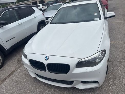Used 2015 BMW 535i Sedan RWD image 2