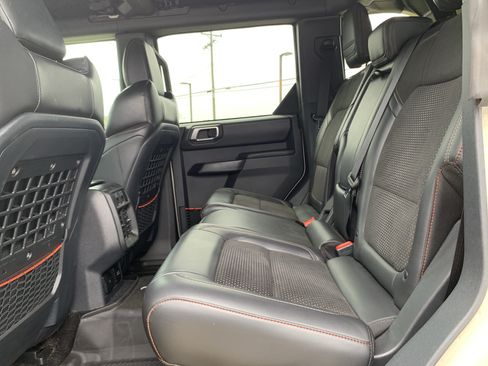Used 2025 Ford Bronco Raptor AWD/4WD image 32