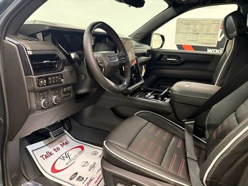 New 2026 GMC Yukon XL AT4 Ultimate AWD/4WD image 9