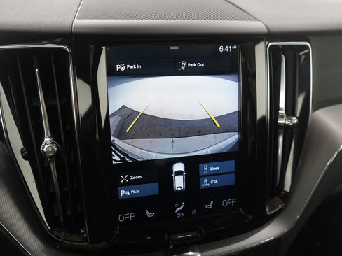 Used 2018 Volvo XC60 T6 R-Design w/ Convenience Package image 29