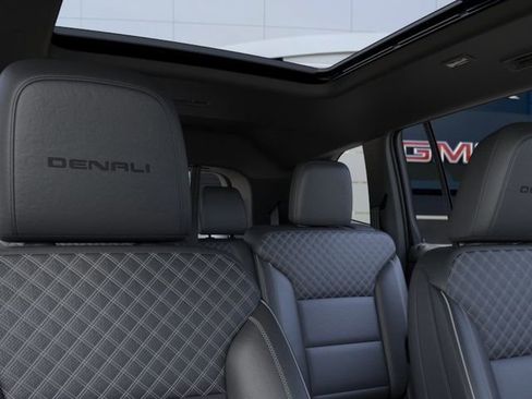 New 2026 GMC Acadia Denali w/ Super Cruise Package AWD/4WD image 24