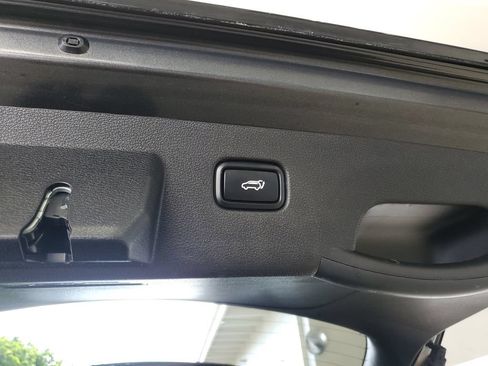 Certified 2023 Kia Sportage SX FWD image 10