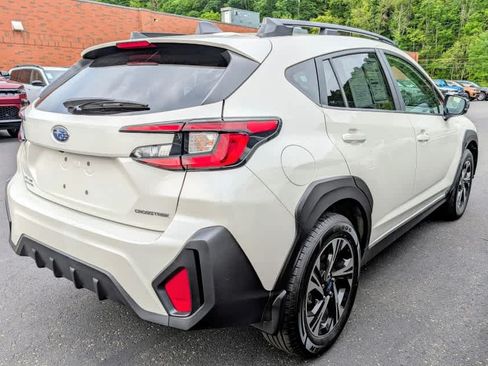 Used 2024 Subaru Crosstrek 2.0i Premium AWD/4WD image 6