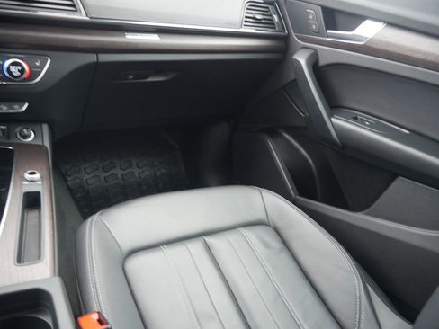 Certified 2023 Audi Q5 2.0T Premium w/ Convenience Package image 43