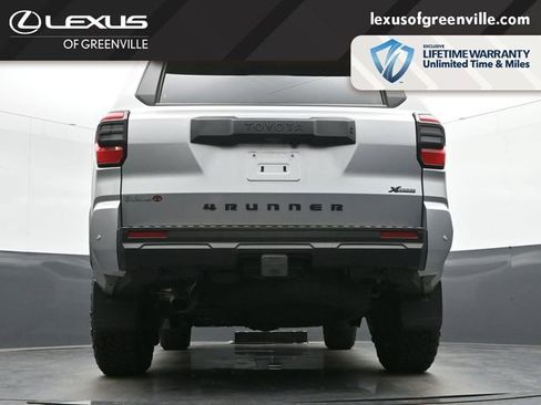 Used 2025 Toyota 4Runner TRD Off-Road Premium AWD/4WD image 36
