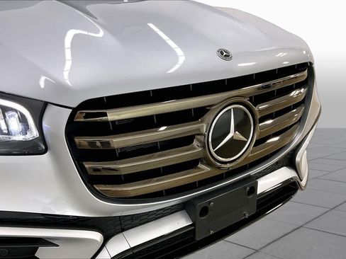Certified 2026 Mercedes-Benz GLS 580 4MATIC image 30