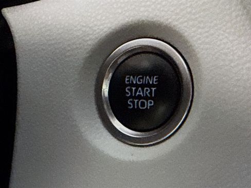 Used 2023 Toyota Corolla XSE FWD image 21