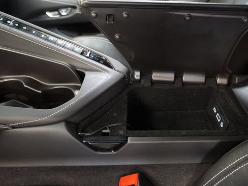 Used 2022 Chevrolet Corvette Stingray Preferred Cpe w/ Battery Protection Package RWD image 25