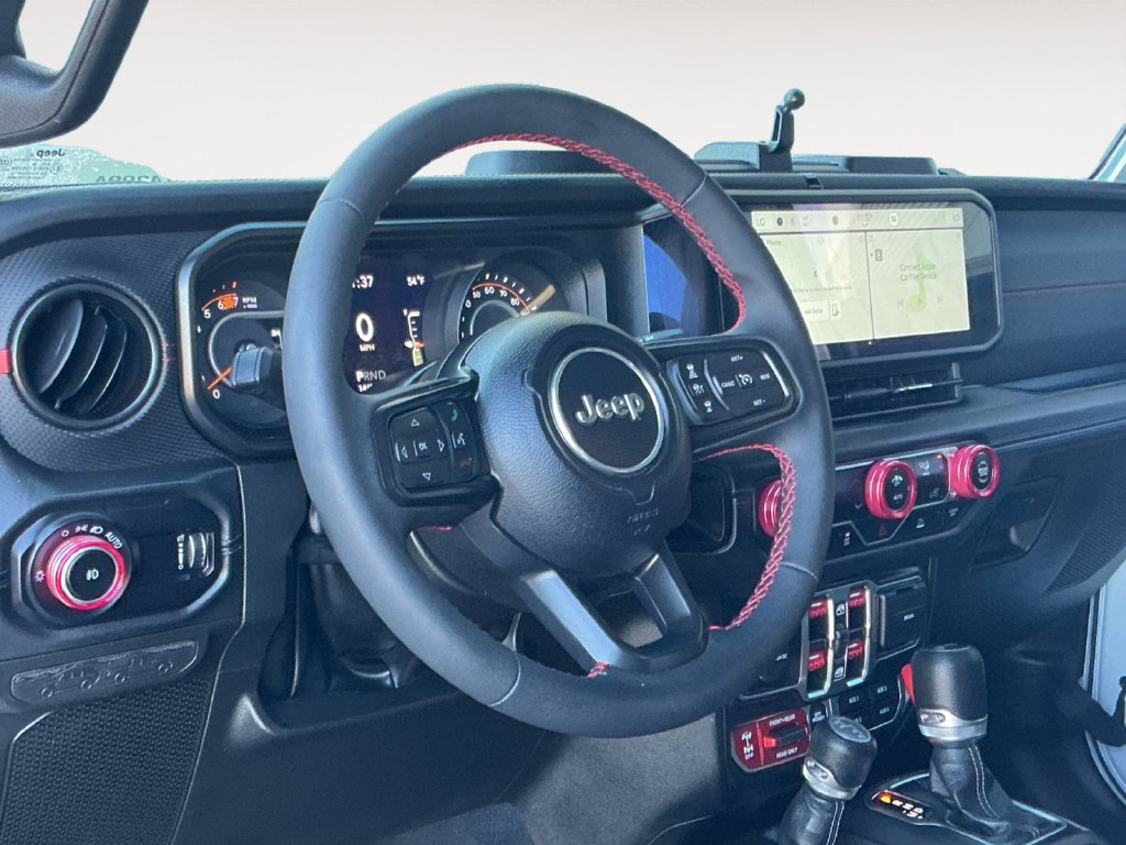 Used 2024 Jeep Wrangler Unlimited Rubicon AWD/4WD image 19