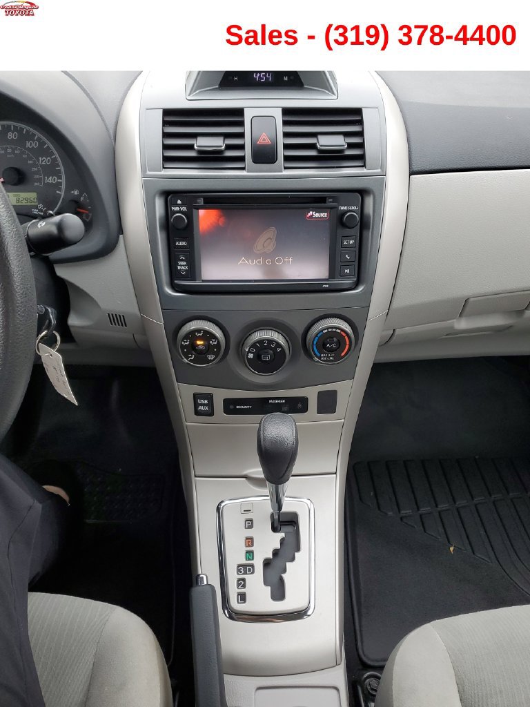 Used 2013 Toyota Corolla LE FWD image 15