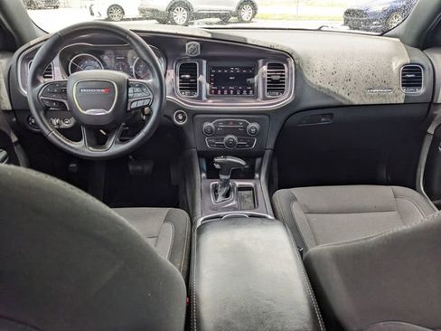 Used 2018 Dodge Charger SXT RWD image 16