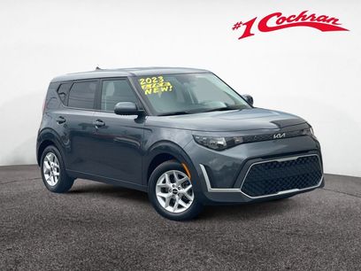 Used 2023 Kia Soul LX w/ Option Group 015