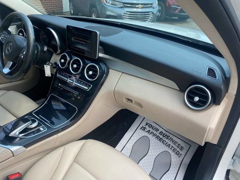 Used 2016 Mercedes-Benz C 300 Sedan image 12