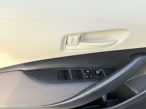 Used 2024 Toyota Corolla LE image 11