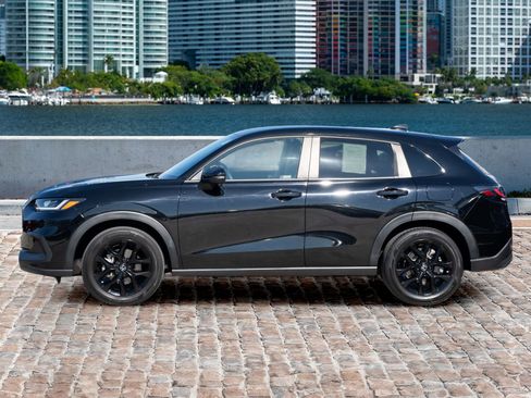 Certified 2023 Honda HR-V Sport image 8