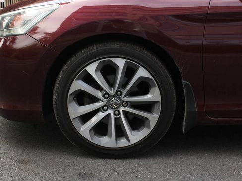 Used 2013 Honda Accord Sport image 11