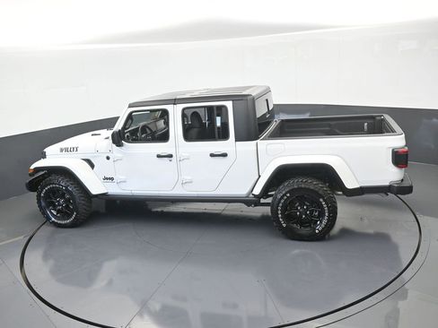 Used 2024 Jeep Gladiator Sport image 52