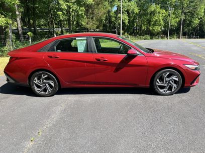 Used 2025 Hyundai Elantra SEL