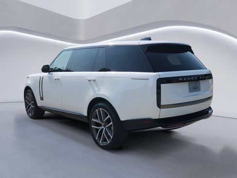 New 2026 Land Rover Range Rover Long Wheelbase SE AWD/4WD image 4