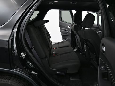 Used 2023 Dodge Durango SXT image 12